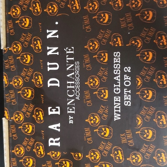 Rae Dunn NWT "TRICK" and "TREAT" Set/2 Stemless Orange Wine Glasses - Picture 6 of 6